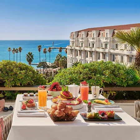 Hotel Barriere Le Gray D'albion Cannes