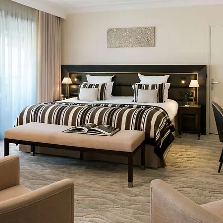 Barriere Le Gray D'albion Hotel